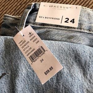 Pacsun boyfriend jeans size 24